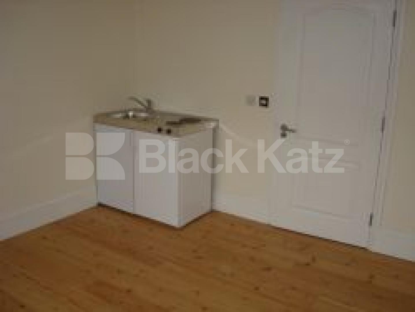 			New Instruciton, Studio Apartment, 1 bath, 1 reception Studio			 Murray Street, CAMDEN NW1
